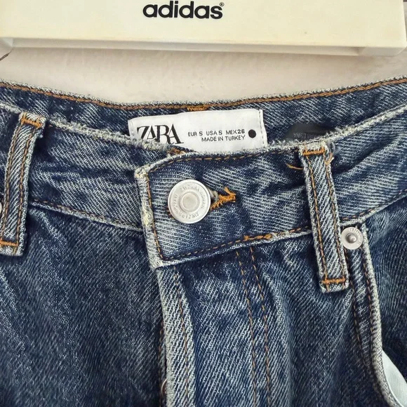 Zara denim skirt - Picture 2 of 3